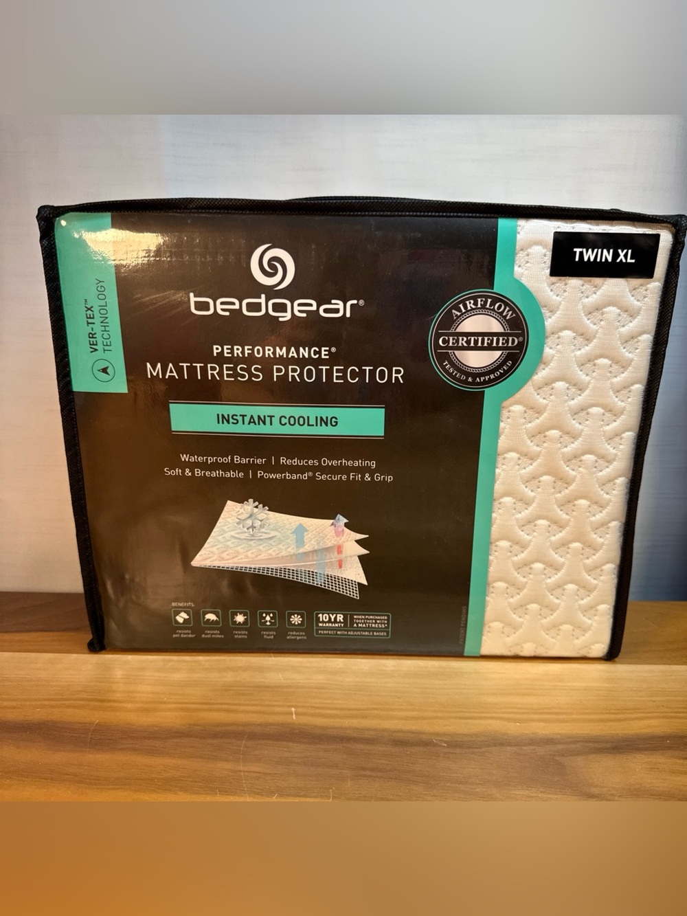NEW Bedgear Twin XL Ver-Tex Instant Cooling Performance Mattress Protector